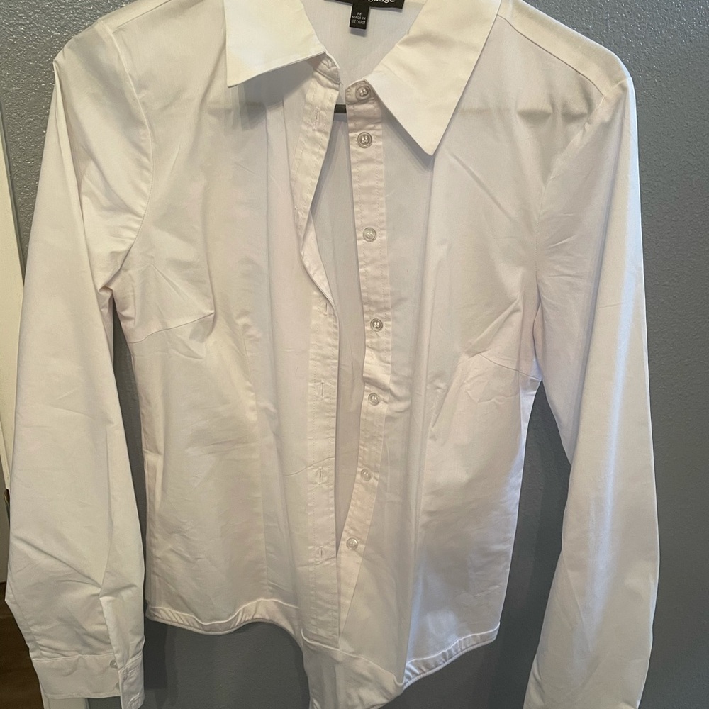 White button up long sleeve collar bodysuit